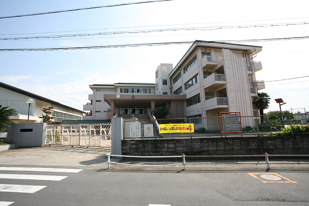 大袋東小学校